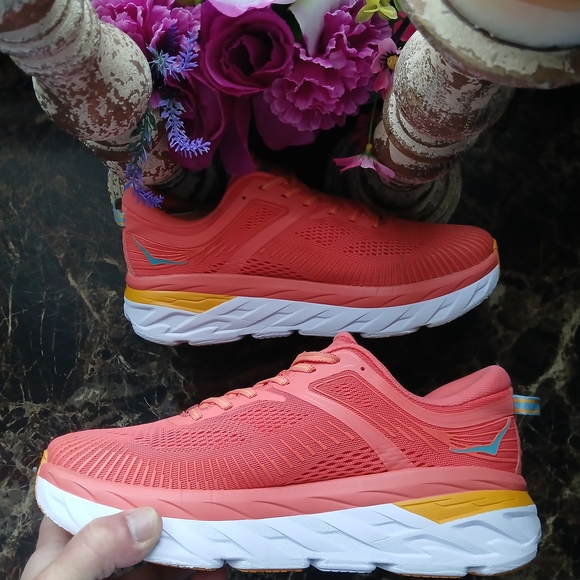 Hoka One Bondi 7 Comfort/Athletic Medical Field Shoes Size 9 for Women - Picture 2 of 13